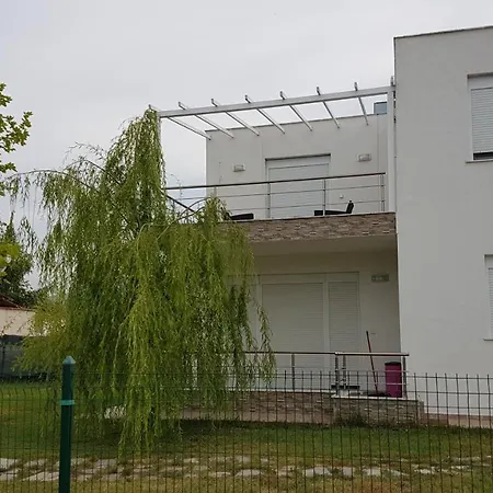 Fotini Villa Karianí